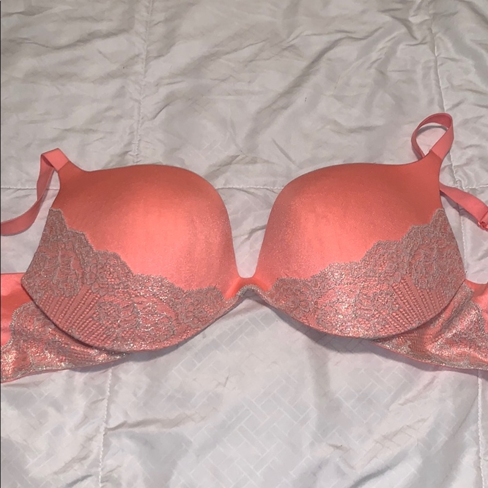 Victoria's Secret Coral Lace Bra